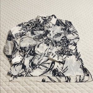 Black snd white floral top